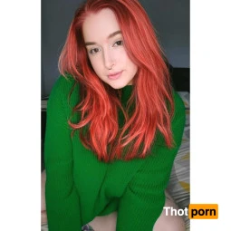 UR SQU!RTING GIRLFRIEND 😈💦 👑