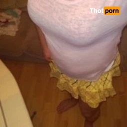 Lena Roberts 🇬🇧 😈 👠👗