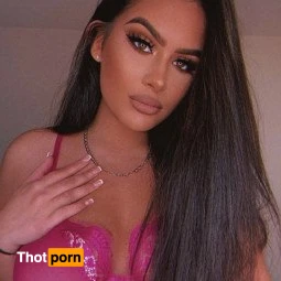 BIG ASS HISPANIC CHICA✨