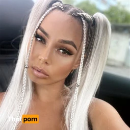 Lexa's dressing room