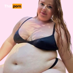 Chubby Belly Redhead