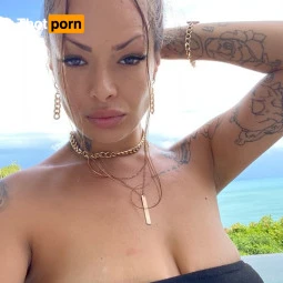 Latisha Blesk   🔥