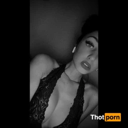 𝓛𝓸𝓻𝔂 𝓑𝓵𝓸𝓸𝓶🎀