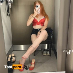 Your fox girl 🦊🐾