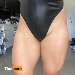 Strong Sexy Asian 🔞🔞🔞