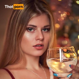 Rheia 🦋 Sexy Student 🔥 Sext me!