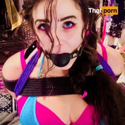 Annabelle Thomas 👑 Bondage Queen