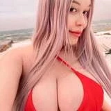 polly_boobs